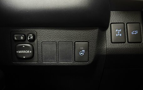 Toyota RAV4, 2017 год, 2 560 000 рублей, 21 фотография