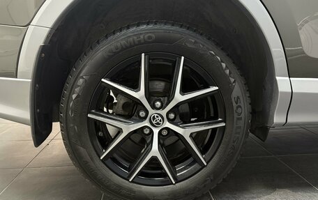Toyota RAV4, 2017 год, 2 560 000 рублей, 31 фотография