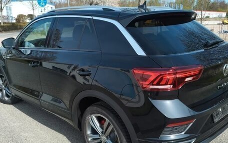 Volkswagen T-Roc I, 2020 год, 1 620 000 рублей, 4 фотография
