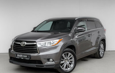 Toyota Highlander III, 2015 год, 3 399 000 рублей, 1 фотография