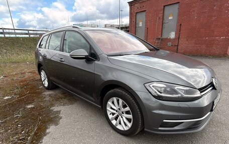 Volkswagen Golf VII, 2019 год, 1 870 000 рублей, 3 фотография