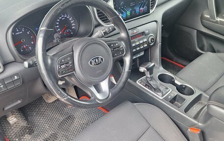 KIA Sportage IV рестайлинг, 2017 год, 1 790 000 рублей, 9 фотография