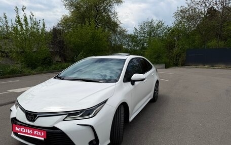 Toyota Corolla, 2022 год, 2 450 000 рублей, 2 фотография