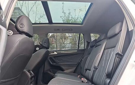 Volkswagen Tiguan II, 2023 год, 2 479 006 рублей, 16 фотография