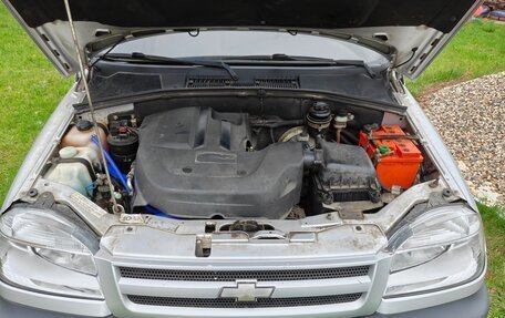 Chevrolet Niva I рестайлинг, 2005 год, 700 000 рублей, 26 фотография