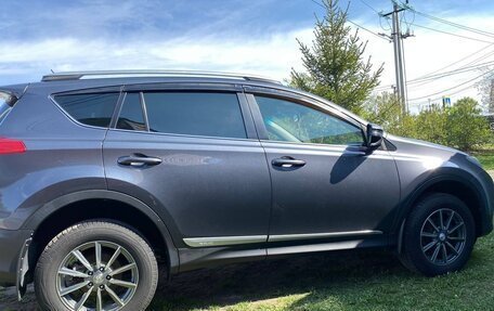 Toyota RAV4, 2014 год, 1 900 000 рублей, 4 фотография