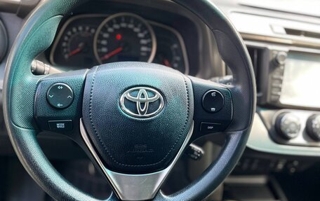Toyota RAV4, 2014 год, 1 900 000 рублей, 18 фотография