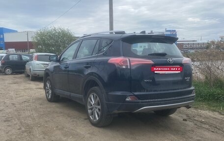 Toyota RAV4, 2019 год, 2 700 000 рублей, 2 фотография
