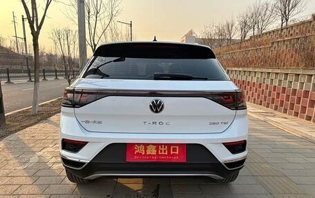 Volkswagen T-Roc I, 2023 год, 1 815 006 рублей, 4 фотография