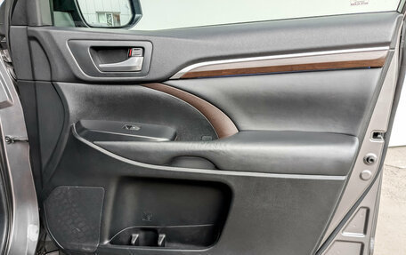 Toyota Highlander III, 2015 год, 3 399 000 рублей, 27 фотография