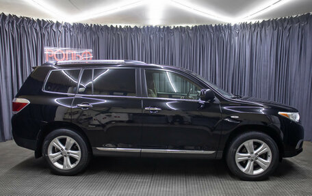 Toyota Highlander III, 2011 год, 2 198 000 рублей, 4 фотография
