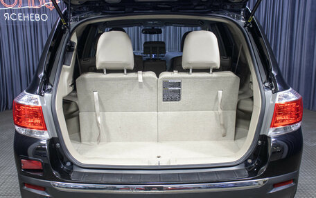 Toyota Highlander III, 2011 год, 2 198 000 рублей, 10 фотография