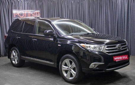 Toyota Highlander III, 2011 год, 2 198 000 рублей, 3 фотография