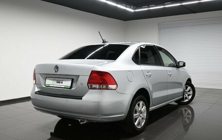 Volkswagen Polo VI (EU Market), 2013 год, 945 000 рублей, 2 фотография