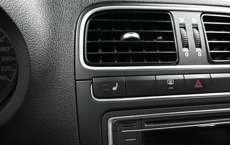 Volkswagen Polo VI (EU Market), 2013 год, 945 000 рублей, 18 фотография