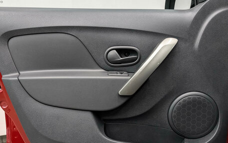Renault Sandero II рестайлинг, 2021 год, 1 590 000 рублей, 19 фотография