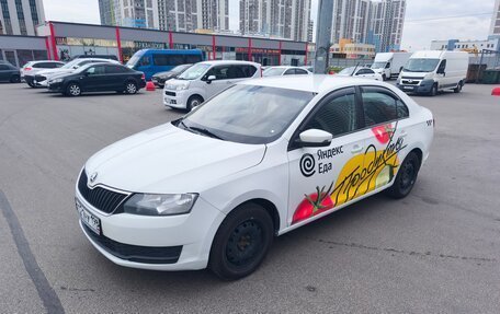 Skoda Rapid I, 2018 год, 500 000 рублей, 2 фотография