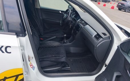 Skoda Rapid I, 2018 год, 500 000 рублей, 8 фотография