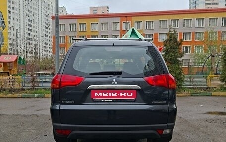 Mitsubishi Pajero Sport II рестайлинг, 2011 год, 2 490 000 рублей, 4 фотография