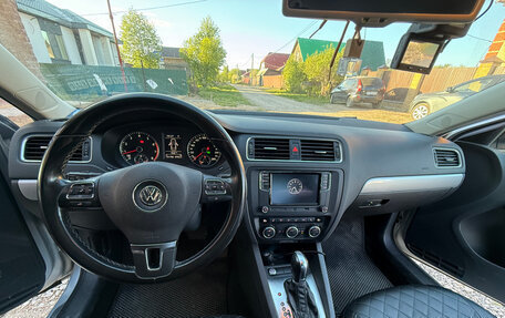 Volkswagen Jetta VI, 2013 год, 1 100 000 рублей, 8 фотография