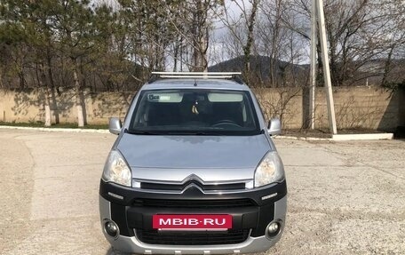 Citroen Berlingo II рестайлинг, 2013 год, 800 000 рублей, 3 фотография
