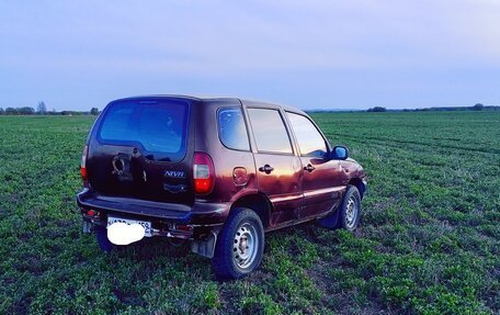 Chevrolet Niva I рестайлинг, 2004 год, 185 000 рублей, 7 фотография