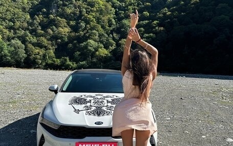 KIA K5, 2021 год, 1 977 777 рублей, 2 фотография