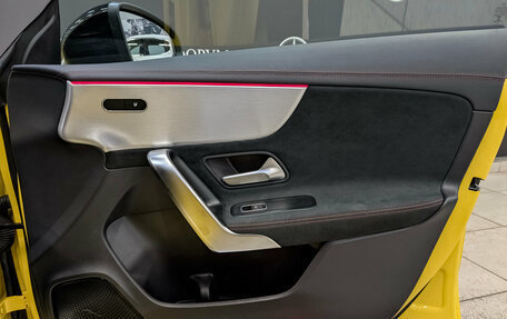 Mercedes-Benz CLA, 2020 год, 3 650 000 рублей, 24 фотография