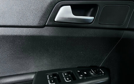 KIA Sportage IV рестайлинг, 2018 год, 2 550 000 рублей, 17 фотография