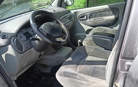 Renault Scenic III, 2000 год, 149 000 рублей, 17 фотография