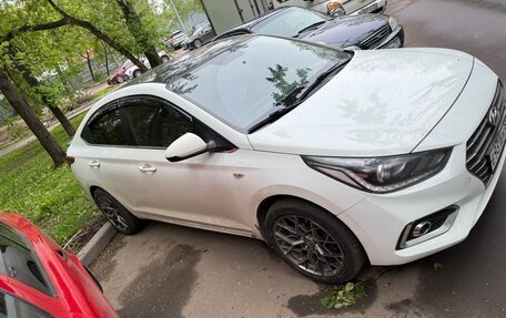 Hyundai Solaris II рестайлинг, 2018 год, 1 150 000 рублей, 3 фотография