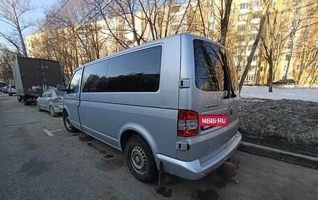 Volkswagen Caravelle T5, 2010 год, 1 800 000 рублей, 3 фотография