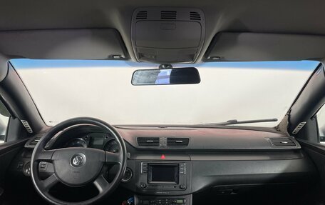 Volkswagen Passat B6, 2005 год, 304 000 рублей, 10 фотография