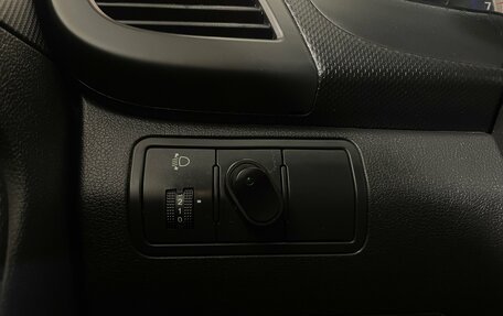 Hyundai Solaris II рестайлинг, 2012 год, 695 000 рублей, 20 фотография