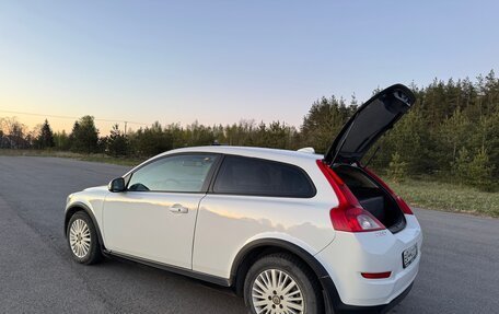 Volvo C30 I рестайлинг, 2011 год, 750 000 рублей, 11 фотография