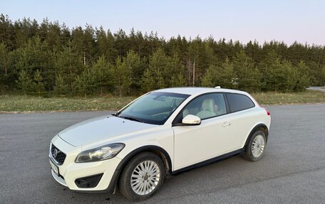Volvo C30 I рестайлинг, 2011 год, 750 000 рублей, 15 фотография