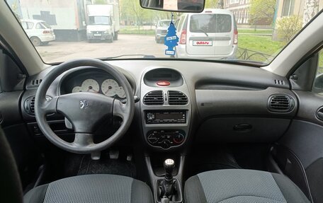 Peugeot 206, 2004 год, 237 000 рублей, 7 фотография
