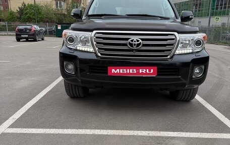 Toyota Land Cruiser 200, 2013 год, 4 000 000 рублей, 2 фотография