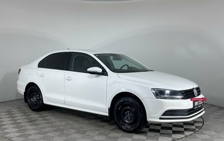 Volkswagen Jetta VI, 2017 год, 1 270 000 рублей, 2 фотография