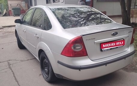 Ford Focus II рестайлинг, 2005 год, 280 000 рублей, 3 фотография