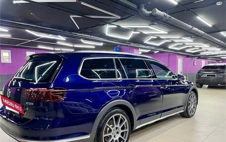 Volkswagen Passat B8 рестайлинг, 2018 год, 3 300 000 рублей, 2 фотография