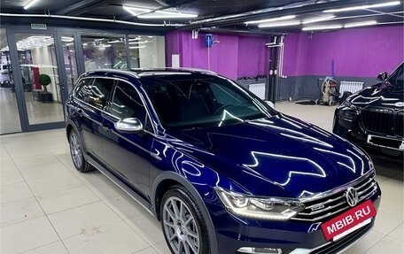 Volkswagen Passat B8 рестайлинг, 2018 год, 3 300 000 рублей, 3 фотография
