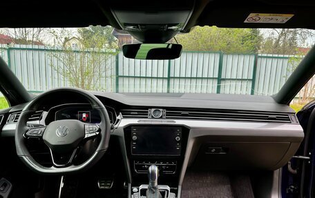 Volkswagen Passat B8 рестайлинг, 2018 год, 3 300 000 рублей, 16 фотография