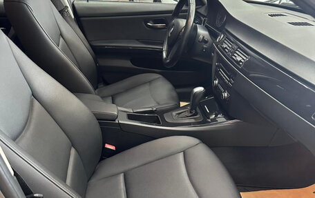 BMW 3 серия, 2010 год, 1 400 000 рублей, 11 фотография