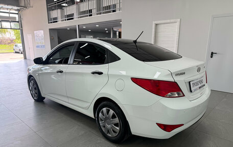 Hyundai Solaris II рестайлинг, 2015 год, 999 000 рублей, 5 фотография