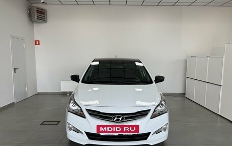 Hyundai Solaris II рестайлинг, 2015 год, 999 000 рублей, 2 фотография