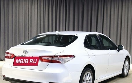 Toyota Camry, 2021 год, 2 149 000 рублей, 2 фотография