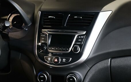 Hyundai Solaris II рестайлинг, 2016 год, 999 000 рублей, 10 фотография