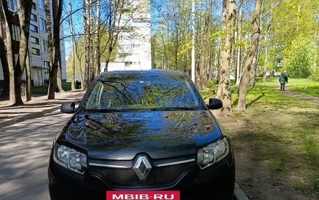 Renault Logan II, 2015 год, 550 000 рублей, 2 фотография