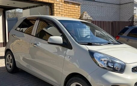KIA Picanto II, 2015 год, 999 999 рублей, 6 фотография